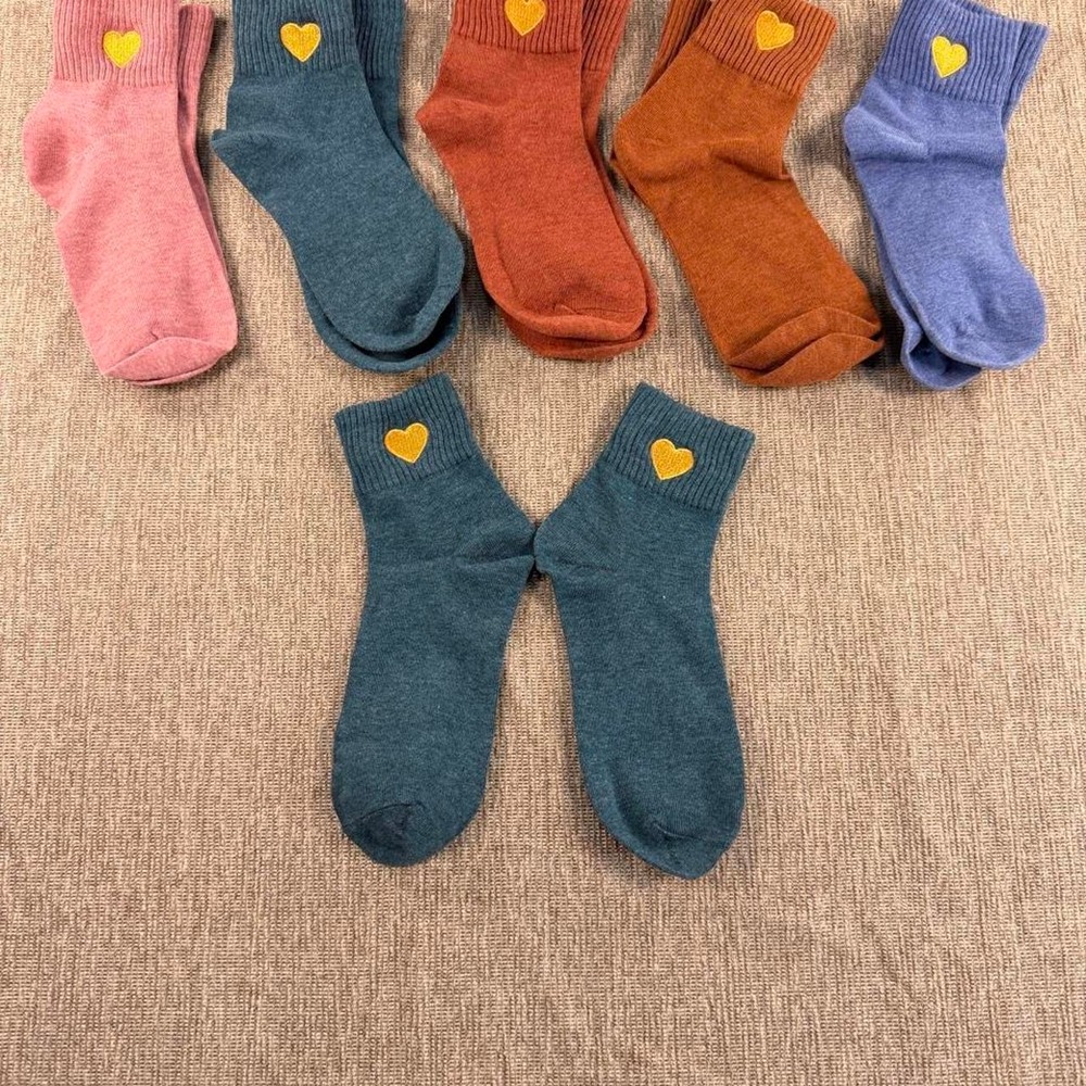 6 Pairs Women Embroidered Gold Heart Ankle Socks Lot Multicolor Pink Blue Green